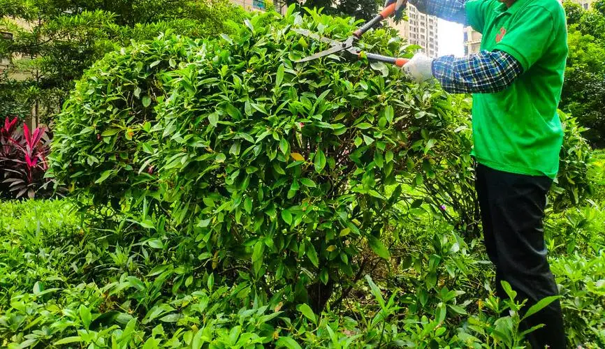 如何穿网球拍更快更稳定